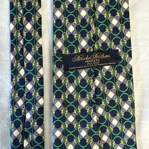 Brooks Brothers Makers Tie 100% Silk USA Geometric Chain Pattern Green Blue 58”L